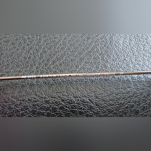 Ray-Ban Polorized Aviator Sunglasses With Blue Tint RB 3025 Authentic - Picture 5 of 15